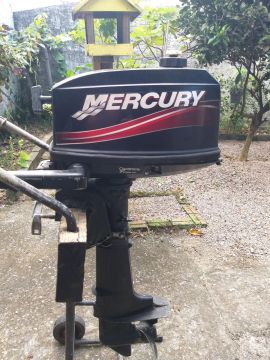 Vendo motor mercury 5 hp