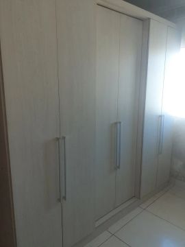 Guarda roupas novo