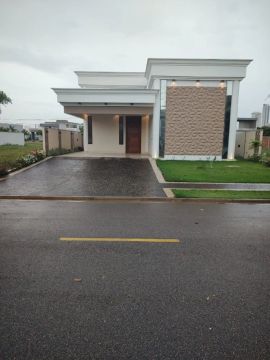 Alphaville 1 de Palmas, Casa terrêa 221 m², faz parte da rede condomínios 