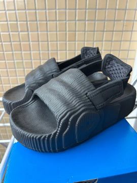 Sandálias Adidas Preta