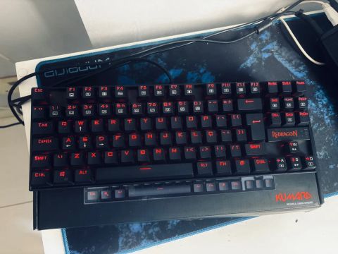Teclado Mecânico Gamer Kumara Redragon