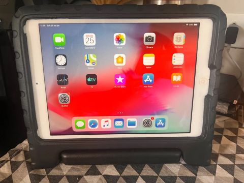 IPad Air 64gb Wi-Fi e 4g original e acompanha capa protetora 