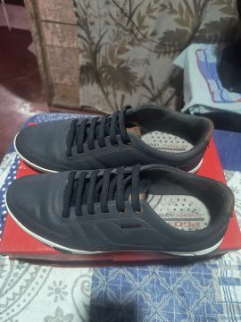 Vendo esse sapato 