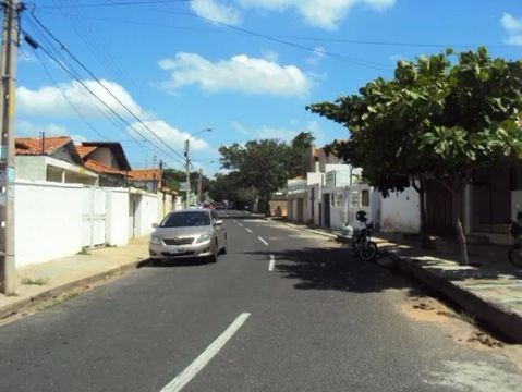 Terreno para alugar com 150,00 metros quadrados no HORTO - Teresina - Piauí
