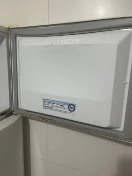 GELADEIRA ELETROLUX MUITO BOA !!