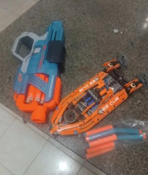 Kit Nerf 6 dispardos automático + barco Lego original R$140 buscar no Carrefour Zona Sul