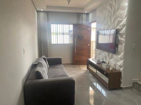 CASA A VENDA NO BAIRRO LIMAS DIAS !