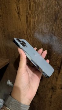 iPhone 13 Pro 128gb azul cierra