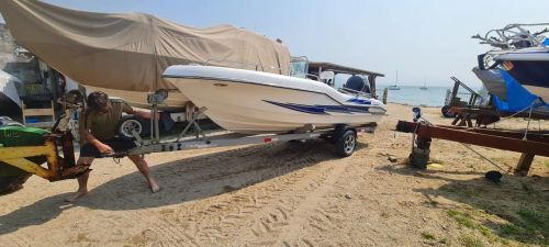 FLORIPA 170 90HP c/ MERCURY 4T 2020 Novo.