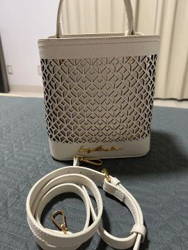Bolsa de Ombro  em Couro  Branca