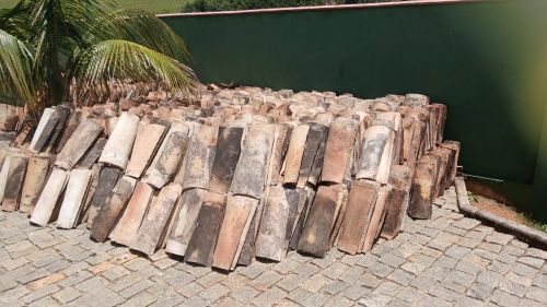 Telhas de barro usadas - Telhas de coxa - milheiro