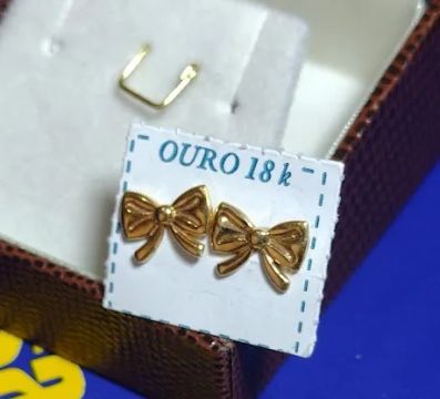 Brincos Lacinho Infantil e Adulto Ouro 18 Kilates Peso 1.6 Gramas  10 mm                  