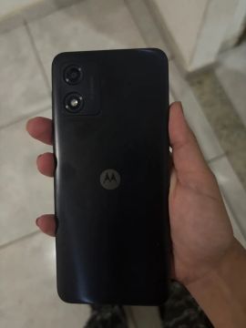 Moto e13