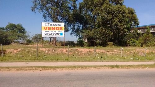 Excelente área Residencial e/ou Industrial com 11.770 m². Plana Localização privilegiada.