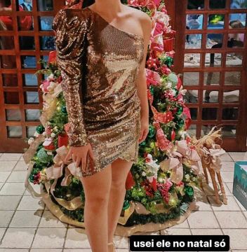 VESTIDO DE PAETÊ dourado