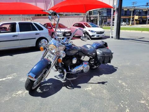 HARLEY-DAVIDSON HERITAGE SOFTAIL CLASSIC FLSTC