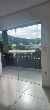 Apartamento anual NOVO 60m2 no centro da cachoeira do bom Jesus 