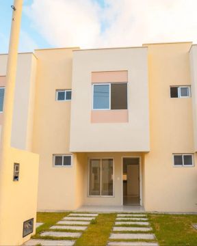 Casa para alugar no condomínio Jardine em Parnamirim 
