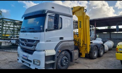 Caminhão Mercedes Benz Axor 2644 Munck