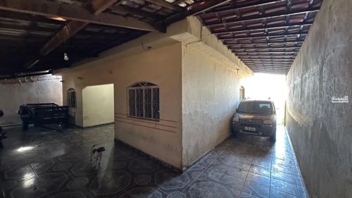 Casa em Centro, São Joaquim de Bicas/MG