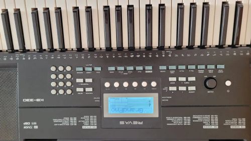 Teclado Musical REVAS KB-330 61 Teclas