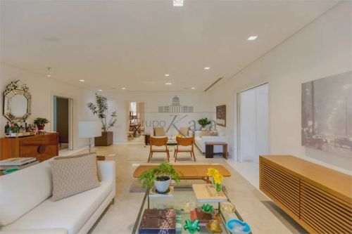 Apartamento - Jardim Europa - 4 Dormitórios - 485m².