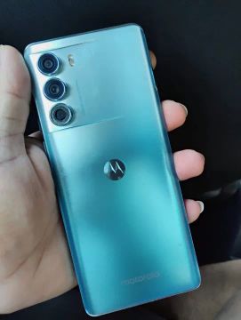 Motorola G200