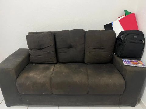 Sofá 3 lugares 