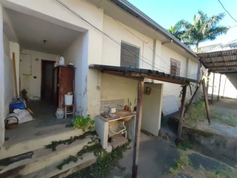 Oportunidade ímpar casa 4 quartos 322,50 M² Jardim Montanhês!!!