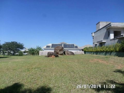 Lote em condomínio em Rua Trento - Residencial Paradiso - Itatiba/SP