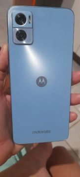 Moto E22 pra vender semir novo
