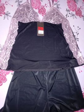 Conjunto de baby Doll e camisolas R$50