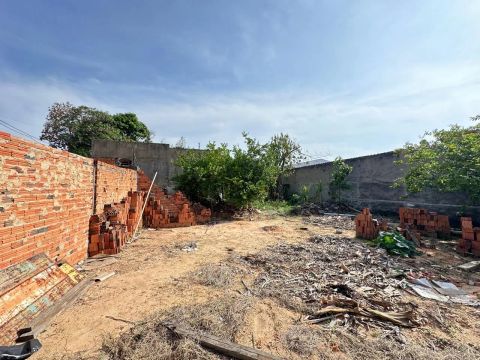 Terreno Jardim Uruguai escriturado 