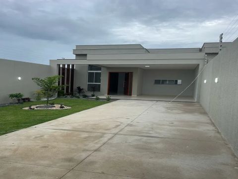Casa Térrea Em Parnaiba. 17C0ESJ