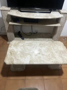 Peças de mármore, rack, mesa de canto e de centro