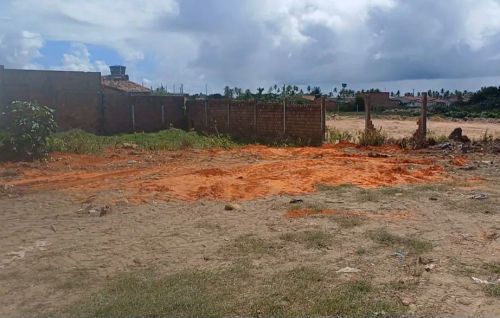 Terreno em ótima localização, há 4km fo trevo do francês 