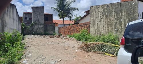 Terreno em ótima localização no Maracanau. 