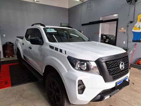 Nissan Frontier 2023 muito nova !