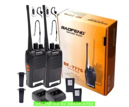 Kit Par 2 Radio Baofeng 777s Walk Talk Comunicador 16 Canais