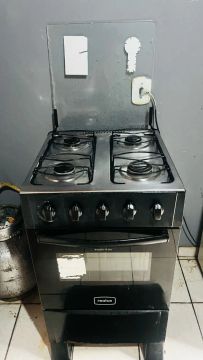 Fogão 4 Bocas com Forno - Realce