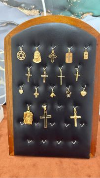 Pingentes de ouro 18k - Diversos modelos R$ 600 o grama