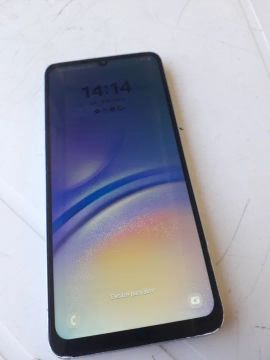 Smartphone Android - Tela grande e câmera impecável!