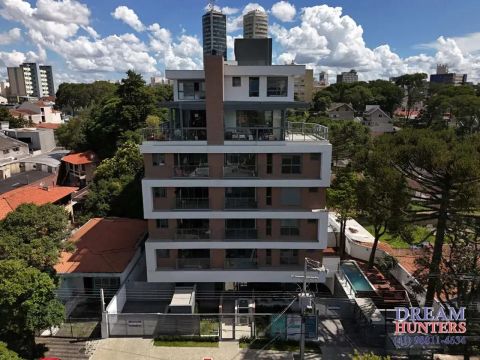 Apartamento de 109.31m² no bairro Mercês, com 3 quartos (1 suíte), 3 banheiros e 2 vagas d