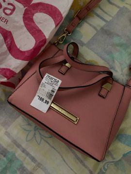 Bolsa - Marisa nova 