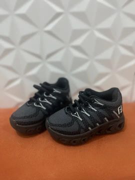 Tênis 22