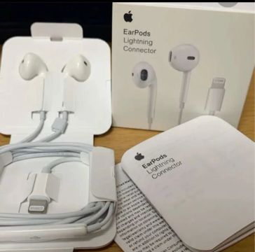 Fone de ouvido Apple EarPods Lightning original 