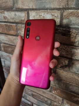 Motorola Moto G8 Play - 64GB - Vermelho