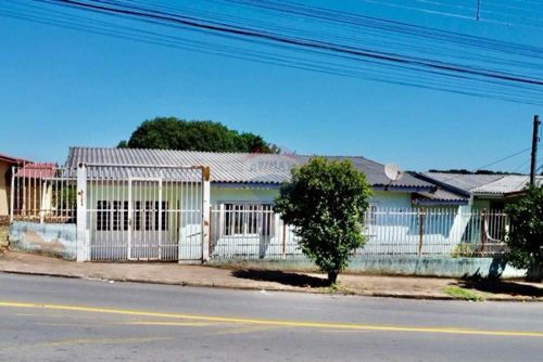 CASA 4 QUARTOS (1 É SUÍTE) BOM PARA PONTO COMERCIAL E ESCRITÓRIO