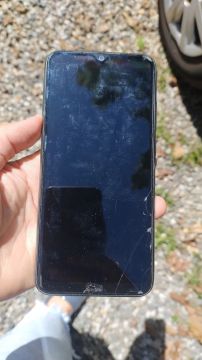 Celular Redmi e Motorola