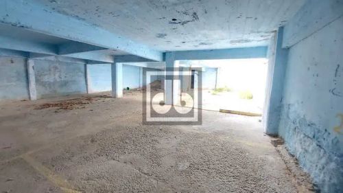 Terreno a venda na Rua Frei Fabiano, Medindo 11 Por 39,90 lateral 43,50=429m2 .